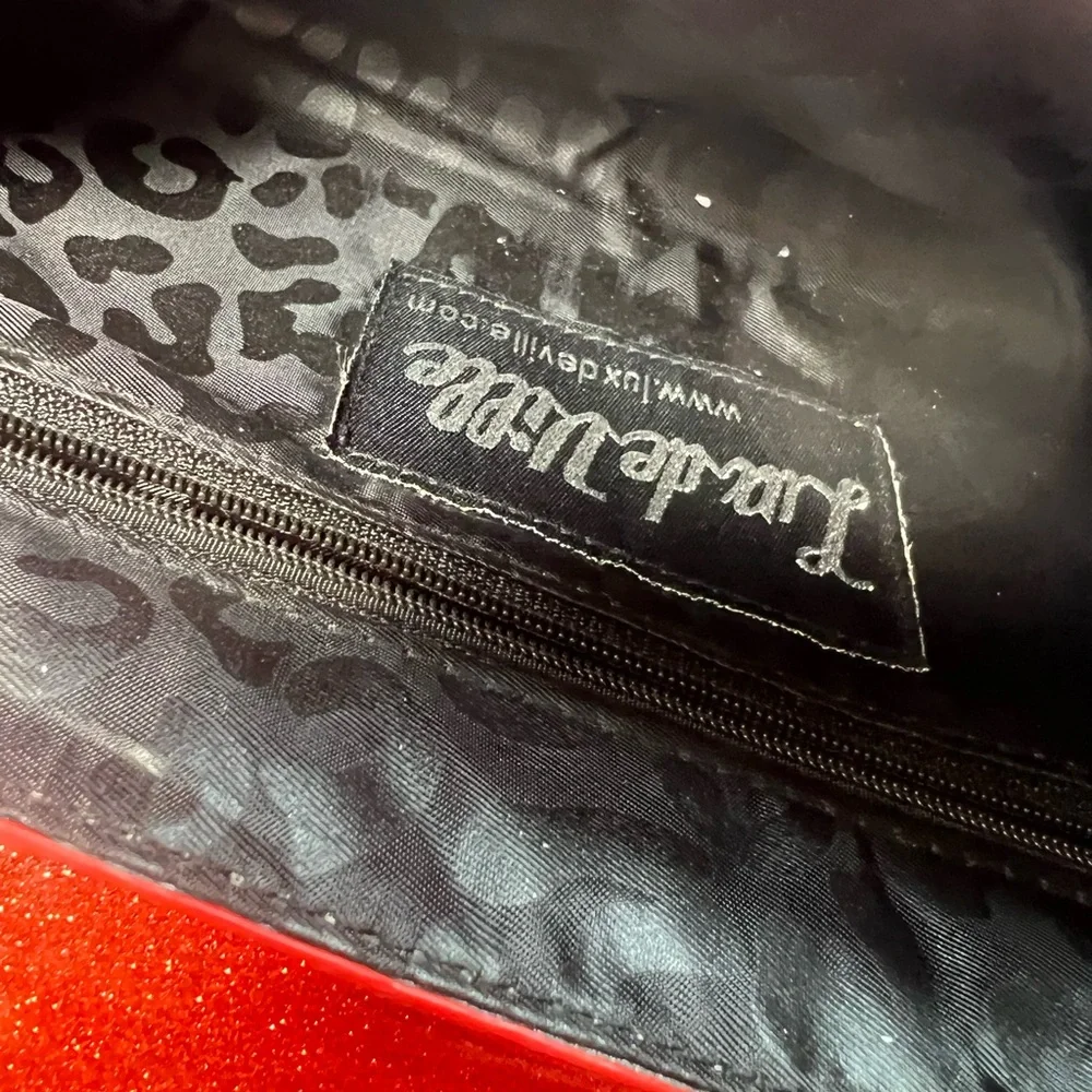 Lux De Ville Red  Vinyl Purse Crossbody Pin Up Rockabilly Hot Rod Retro Handbag - Picture 6 of 7